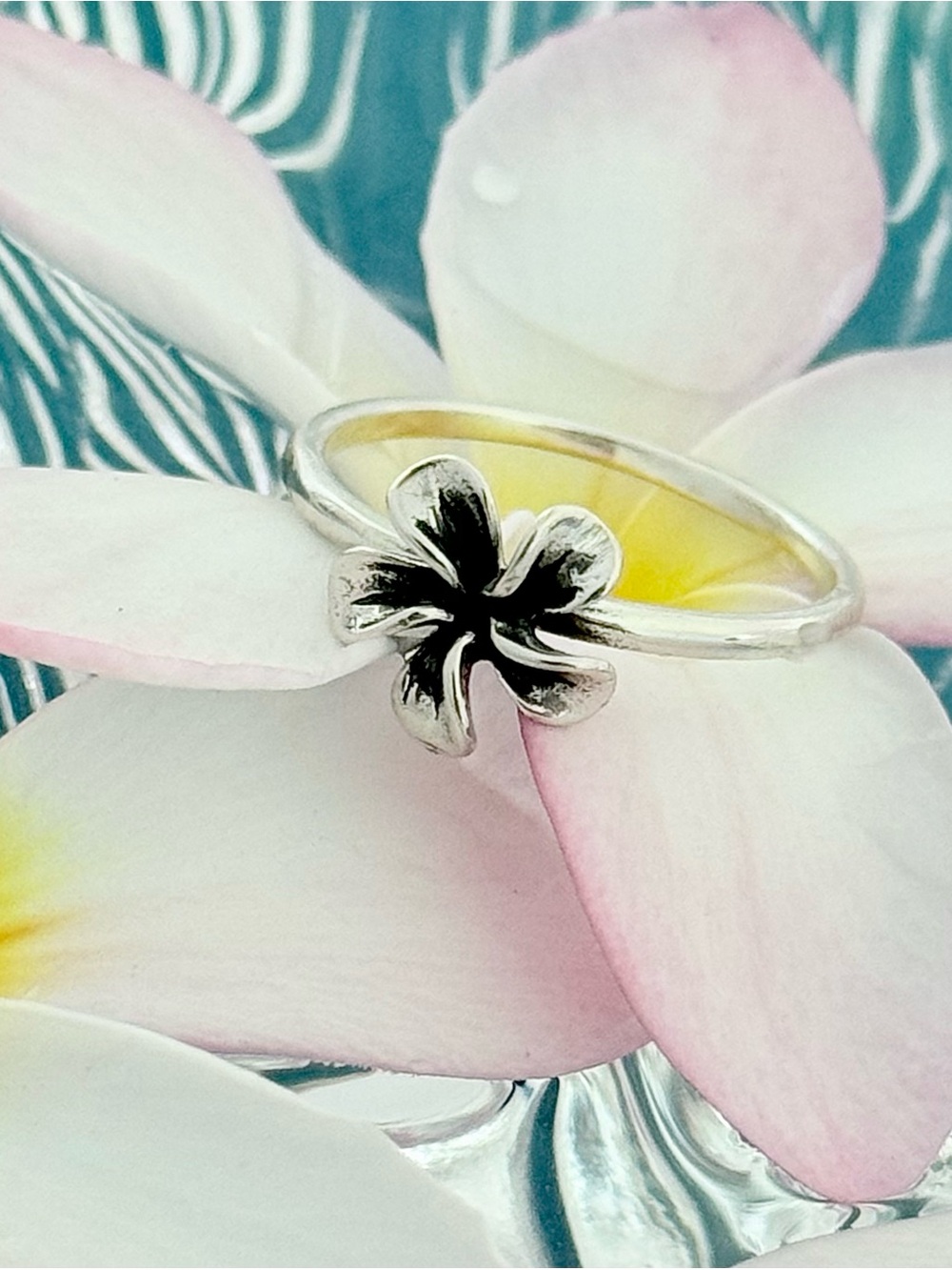 Sterling Silver Small Lily Ring, Flower Ring